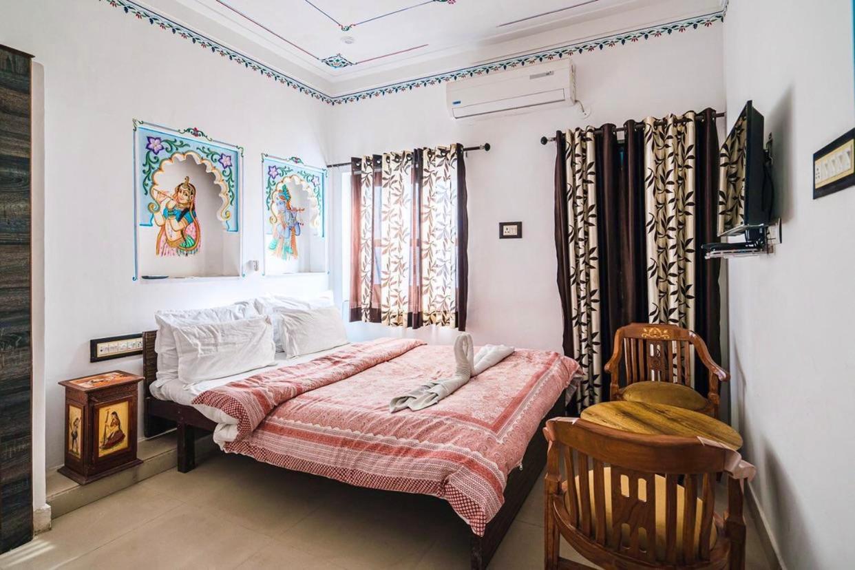 Lassi Guest House Udaipur Bagian luar foto