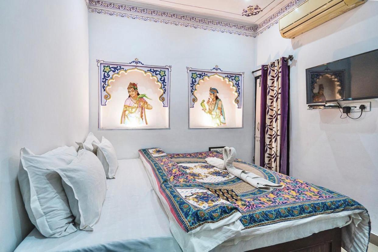 Lassi Guest House Udaipur Bagian luar foto