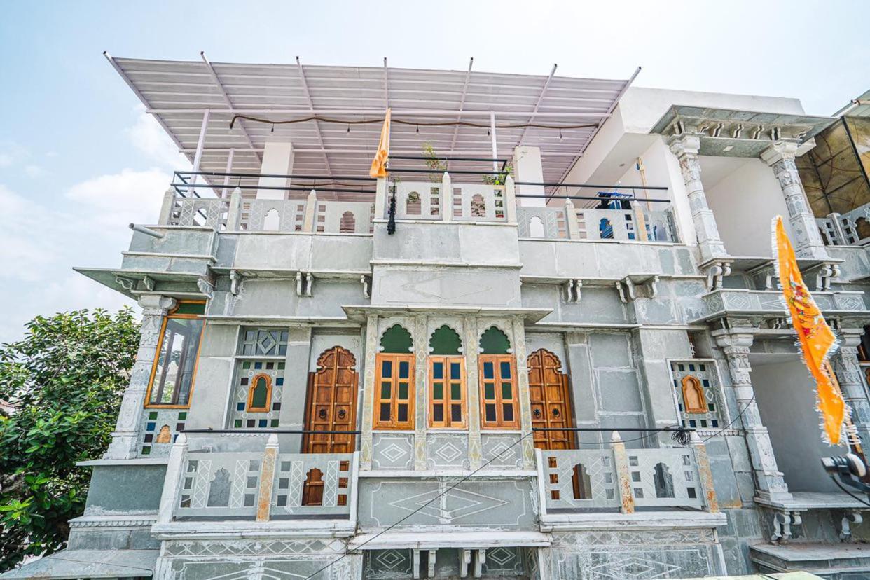 Lassi Guest House Udaipur Bagian luar foto