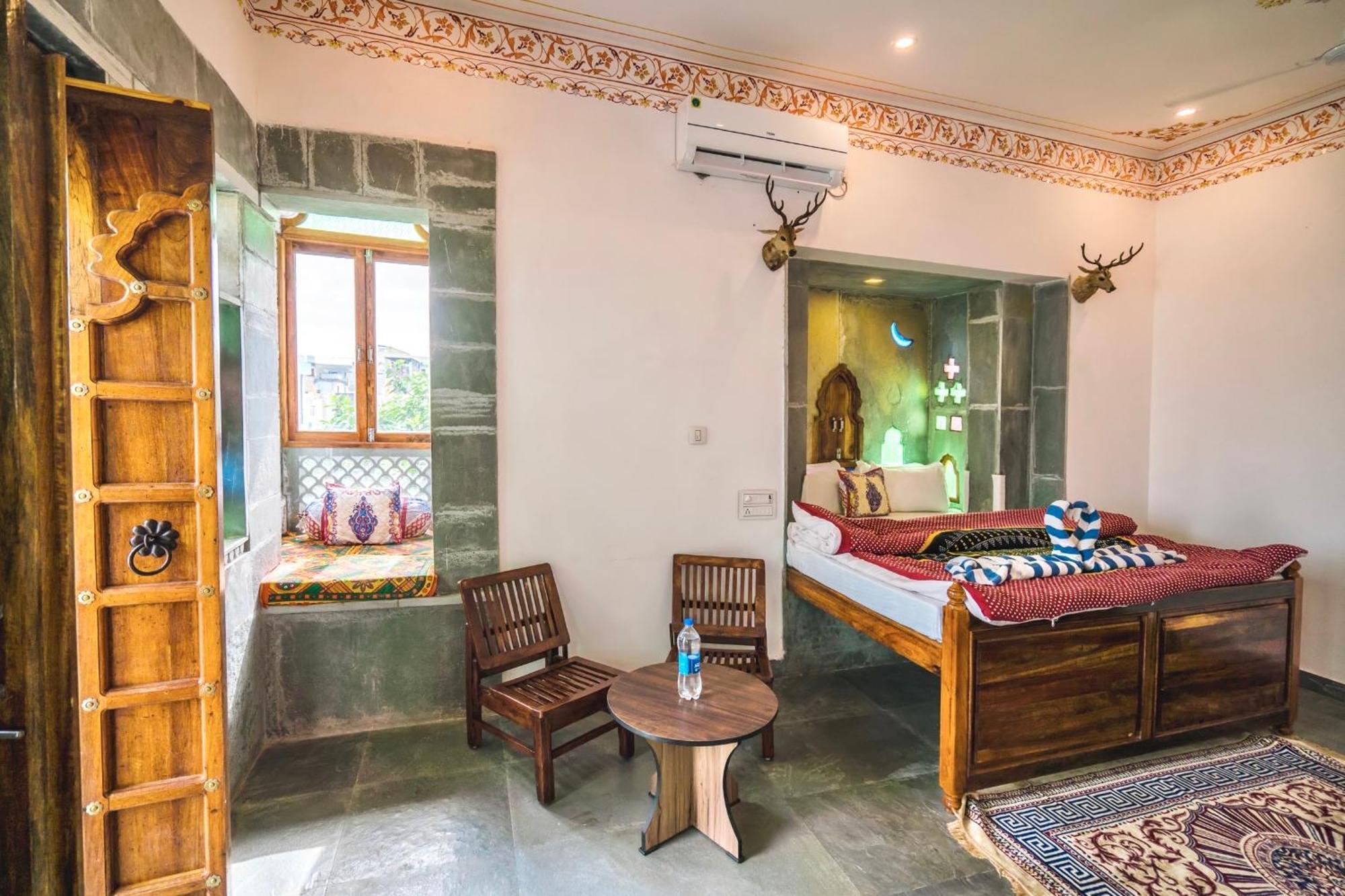 Lassi Guest House Udaipur Bagian luar foto