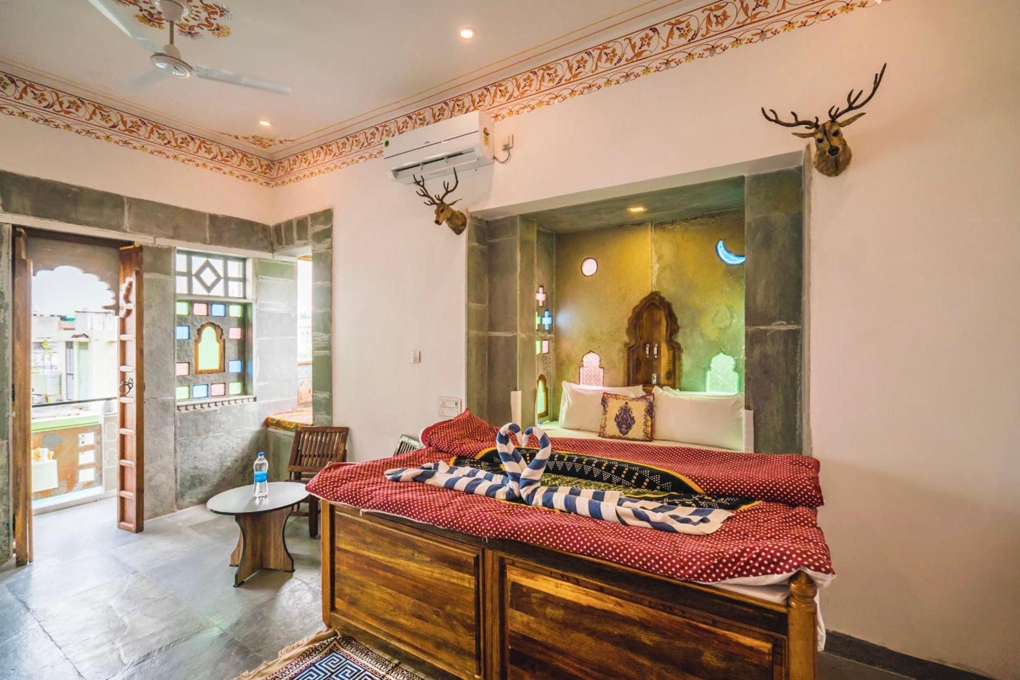 Lassi Guest House Udaipur Bagian luar foto